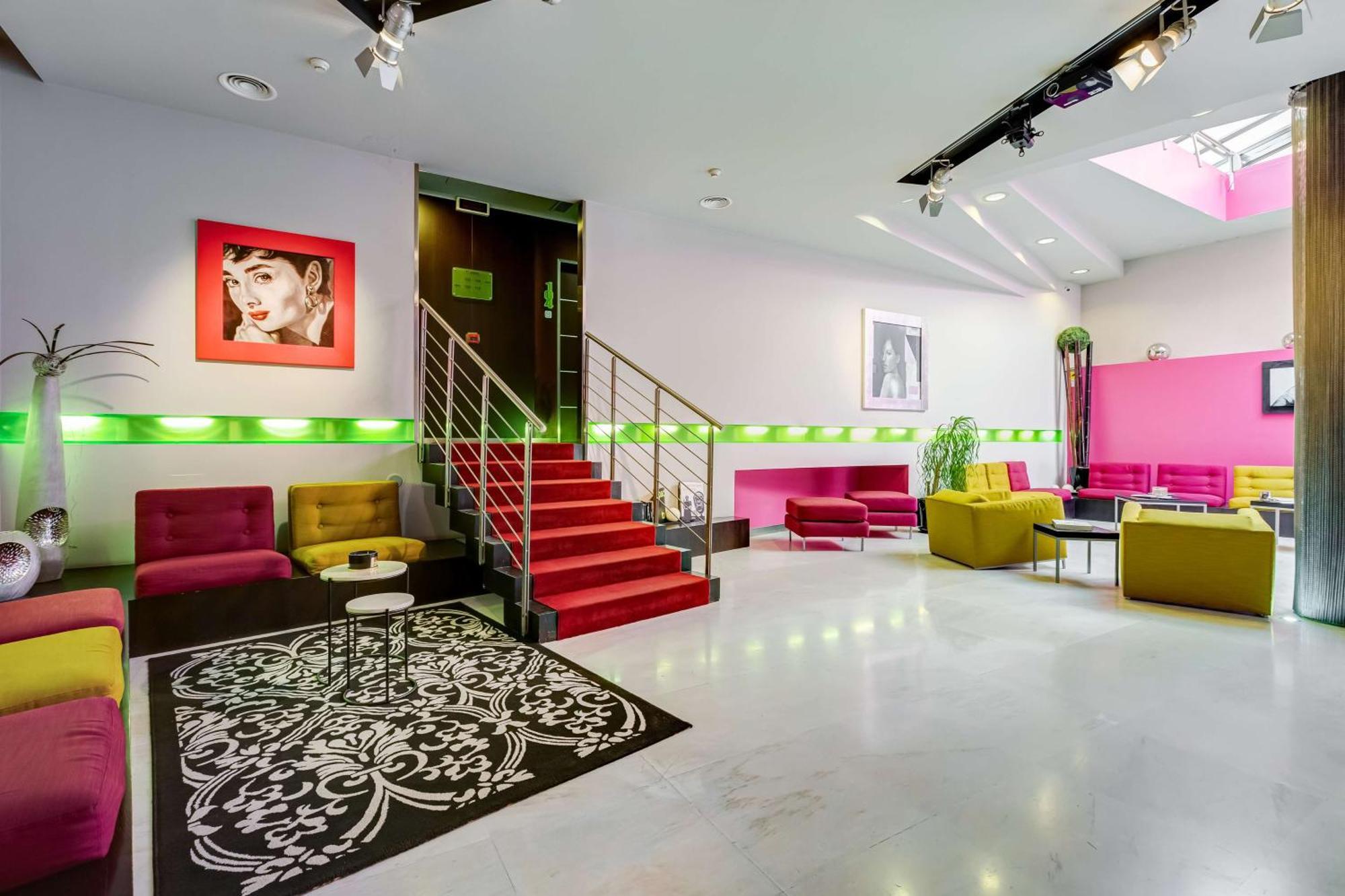 Western Cinemusic Hotel Rom